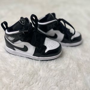 Nike Patten Leather Toddler Sneakers